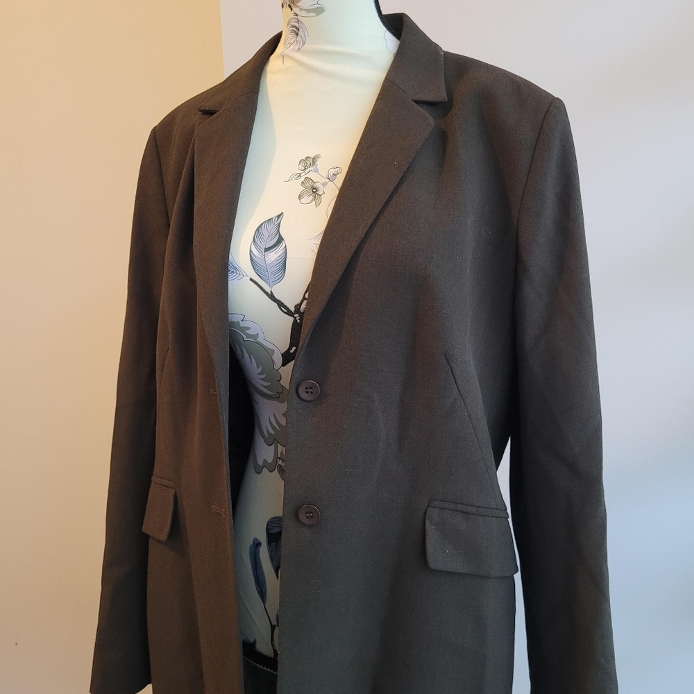 💐SOLD 💐Marks & Spencer Petite Size Long blazer - Picture 1 of 5
